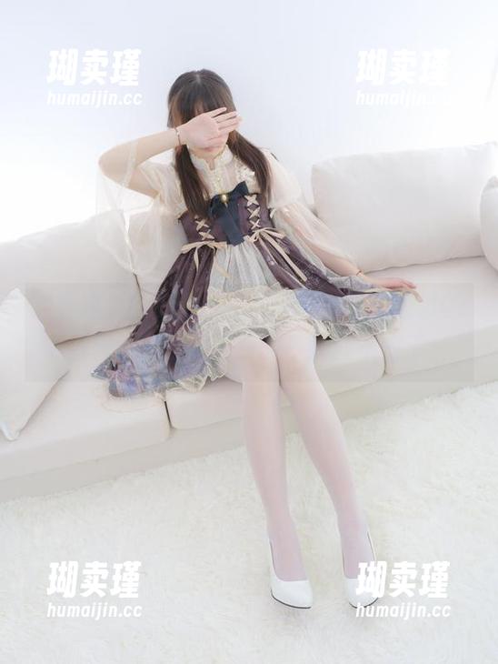 森萝财团 森林深处的美图?哦,森萝财团的内部VIP系列,毕竟是免费的,我就不怕了。