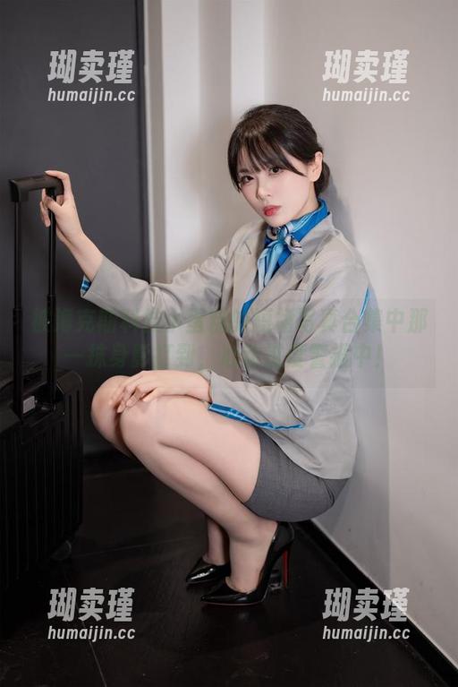 海克斯科技小蛋糕 被海克斯科技小蛋糕的短裙写真合集中那一抹身影打到,心动过度警报中!