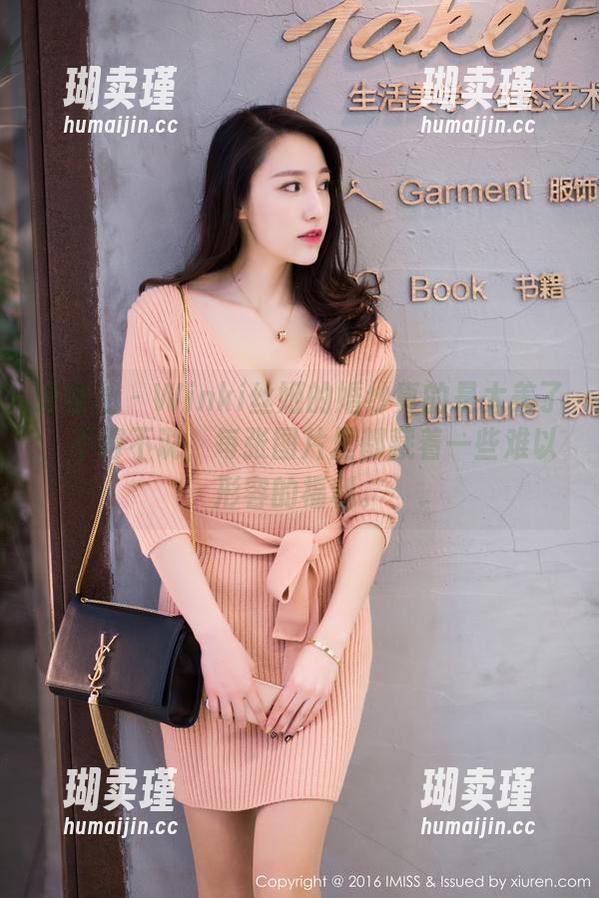 爱蜜社 - Winki丝姬的婚纱真的是太美了，不得不说，每张图片里都藏着一些难以形容的福利。