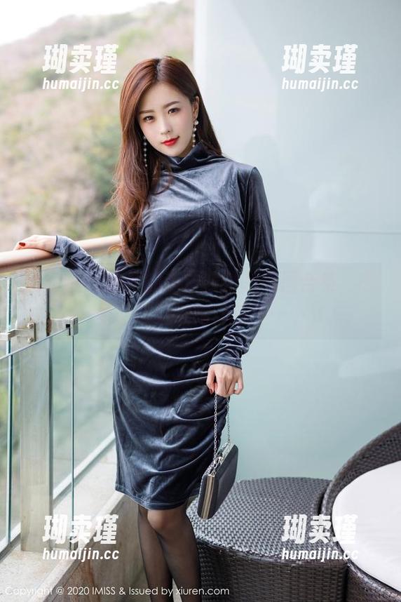 爱蜜社 - 这样的萌白酱裸足美图合集，感觉自己又被她俘获了……