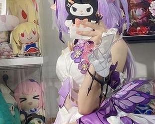 白栎Shirly带来的免费惊喜！想不想看看藤田琴音的打歌服？