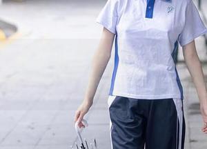 秀人网 – 最新小纯子：体操服除了练习，其实也有其他用途？图集啊哈哈。
