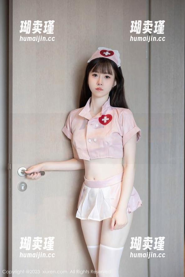 秀人网-玄子 秀人网 - 玄子的白色写真,不经意间透出的情绪,看来白色不仅仅是颜色,还藏着点别的东西。