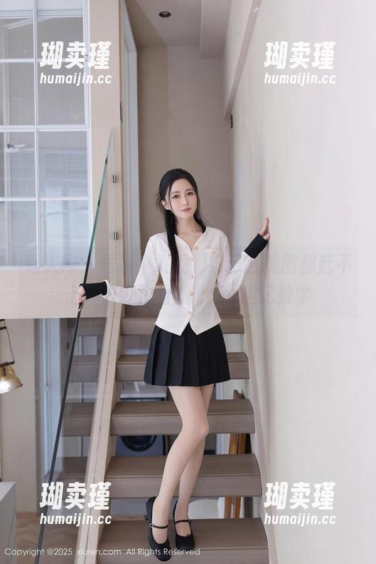 秀人网-玥儿玥er 秀人网 - 居家中发现,自己连美图都赶不上!只好边看玥儿玥er边记教学