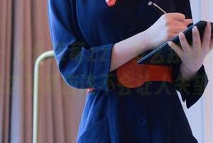 秀人网 – 女仆草莓zz，多么独特的组合，下载这写真应该不会让人失望吧？