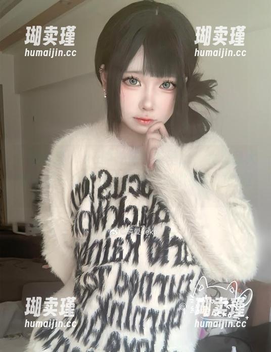 纯爱neko 看到纯爱neko的棉袜合集壁纸,我想我大概需要一个“袜子神庙”来供奉她的创意。