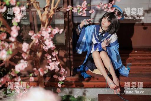纸悦Etsu_ko放出肉丝套图更新，准备好你的审美考验了吗？