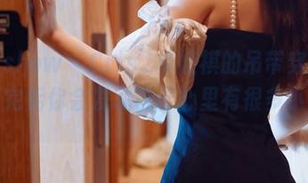 花漾show – Cris_卓娅祺的吊带穿搭，分享完后你会发现自己心里有很多小想法。