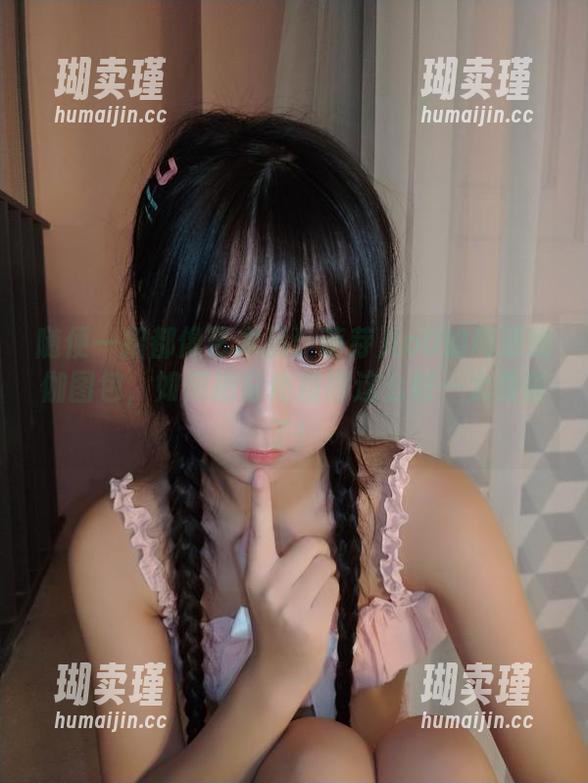 萌芽儿o0 随便一招都像艺术品!萌芽儿o0的高清瑜伽图包,如何把身体拉得这么好…太羡慕了!