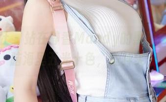 蜜桃社 – 站在静香Mandy的黑丝写真前，脑海里五光十色，但其实……