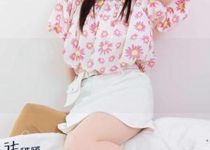 袜啵啵 – 体操服的绝妙示范，小沫在图库里的最新姿态，你瞧见了没？