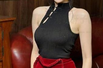 微密圈 – 高清图册：发现轩子巨2兔的白色马油袜，竟然是在提醒我——袜子也是潮流前线的一部分！