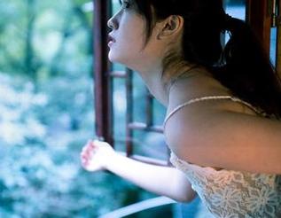 轰趴猫 – 美足系列来了，快来养眼——陈雅漫的一套写真让你想直视不回头！