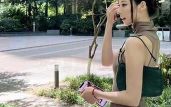 微密圈 – 陈妮妮UNI的图集，校园里的一次不算意外的分享